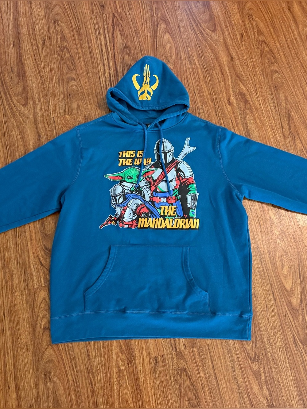 Star Wars Men’s Teal Crewneck Hoodie with Mandalorian & Grogu Graphic -Large